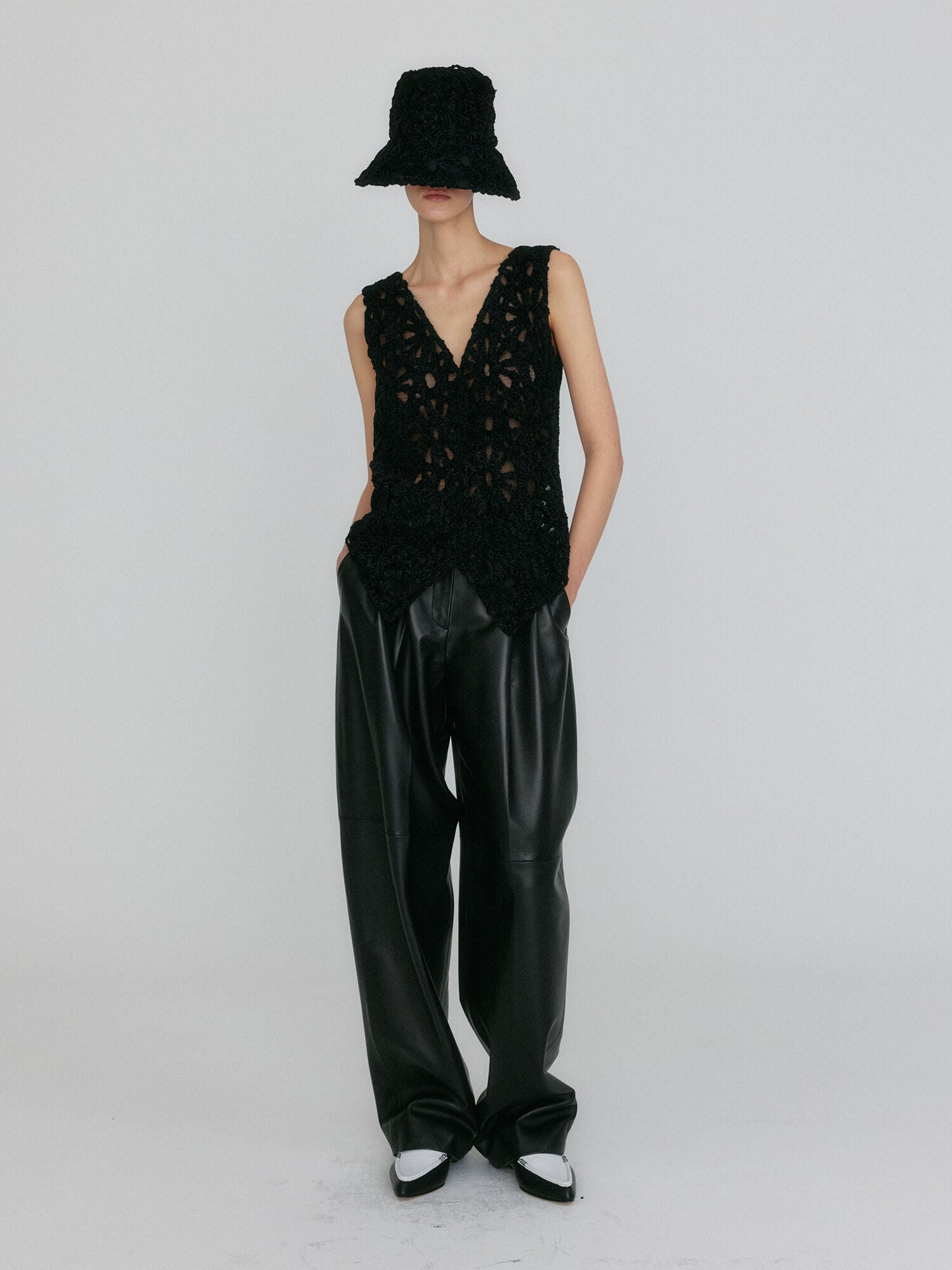 EENK ZIVA Knitted Vest - Black