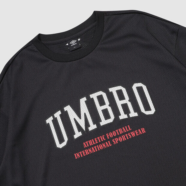 UMBRO Chant Mesh Graphic Logo Long Sleeve T-Shirt Black UR321CRL71