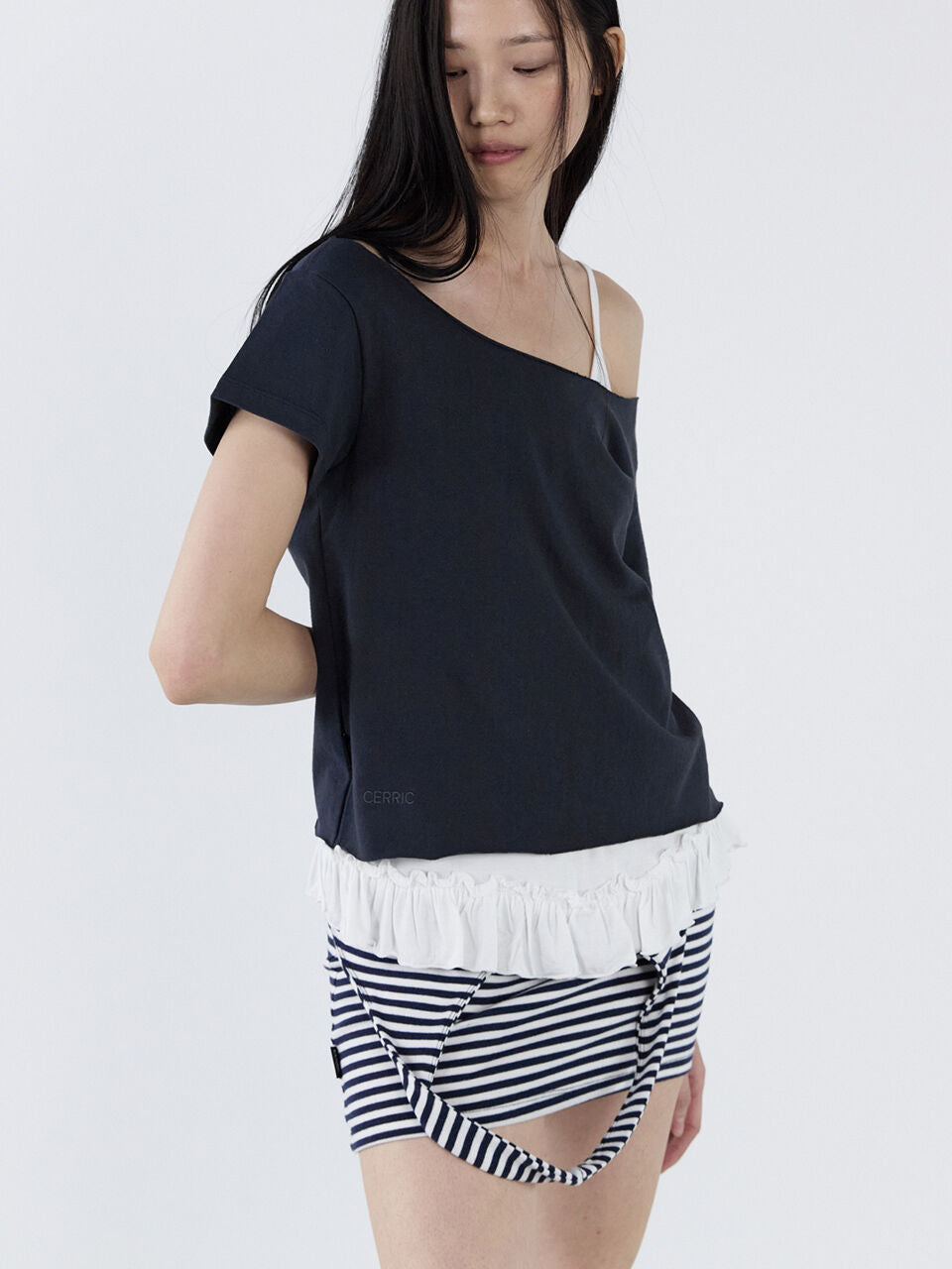 CERRIC Cr Off-Shoulder Top _ Navy