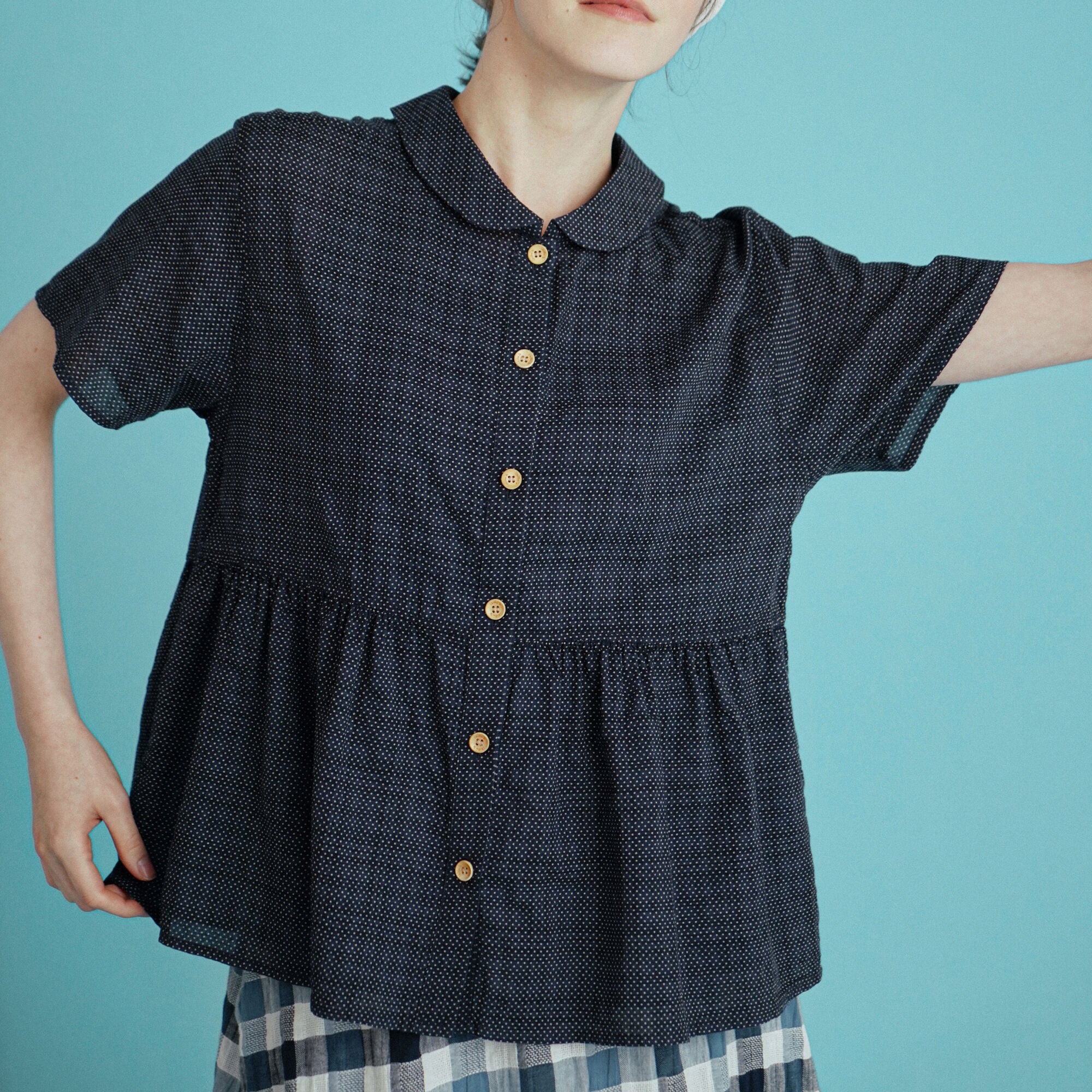 CHIQUITA 16th_Summer Dot Shirring Shirt Navy 232303ONV (domestic production)