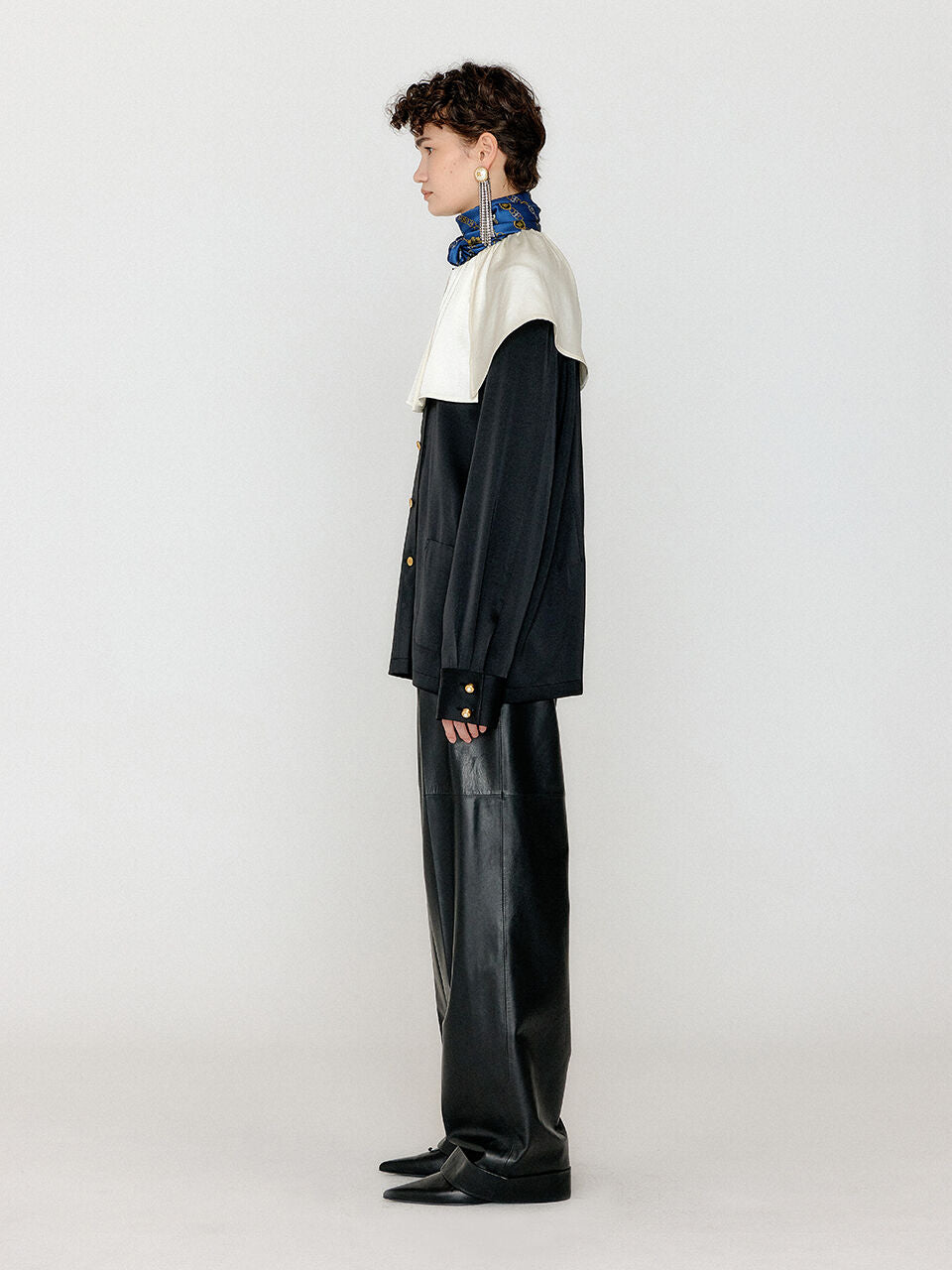 EENK EENK Blouse Big Collared - Black/Ivory