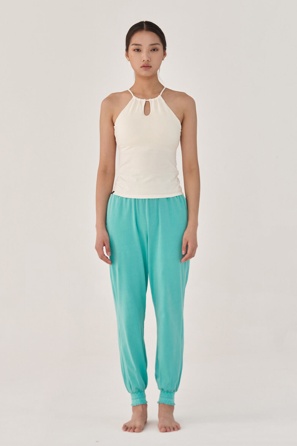 OZEZ OZTI4008 Keyhole Halter Neck Camisole - Ivory