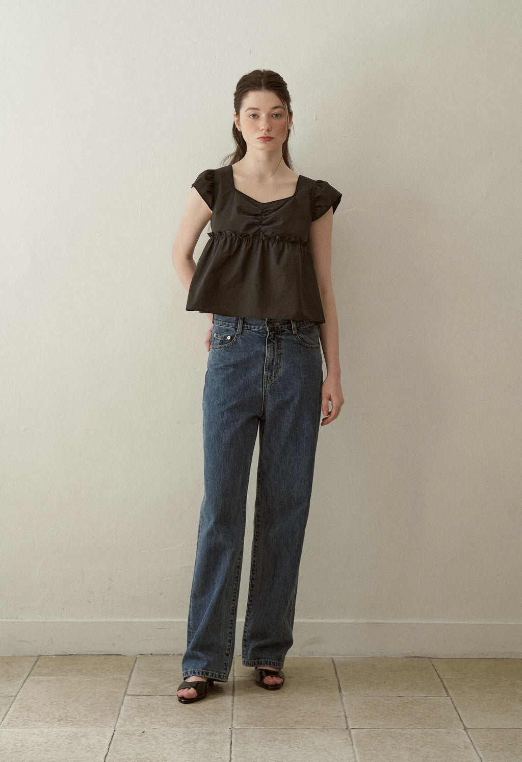J'ASP Blossom Ribbon Crop Top (Black)