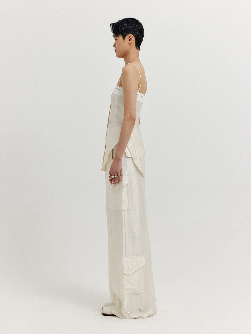 EENK EENK XIVIA Sleeveless Buttoned Top - Ivory