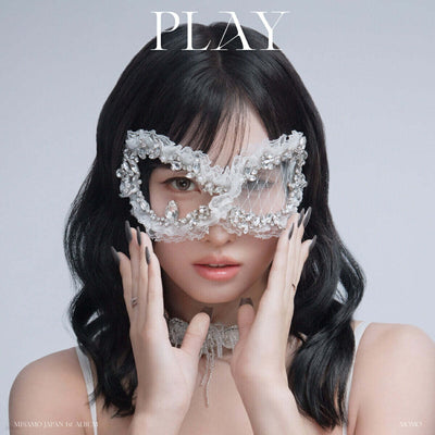 MISAMO - PLAY / Japan 1st Full Album (MOMO ver.)