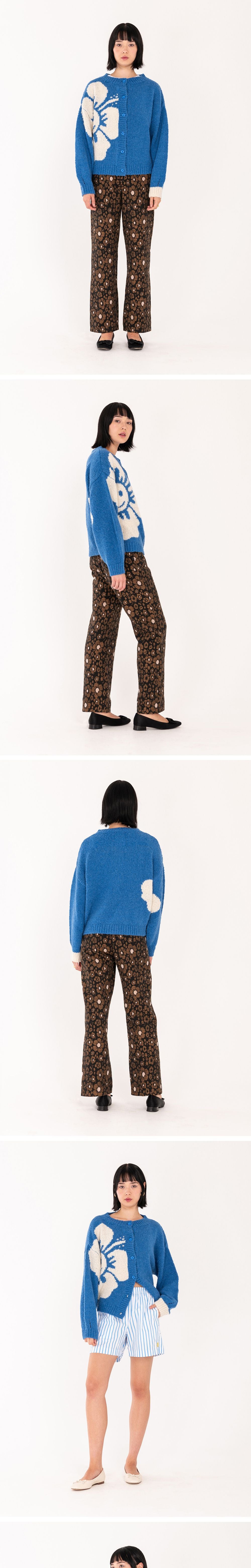 EMMA MULHOLLAND ON HOLIDAY (W) HAPPY HIBISCUS CHUNKY KNIT CARDIGAN (BLUE/CREAM)