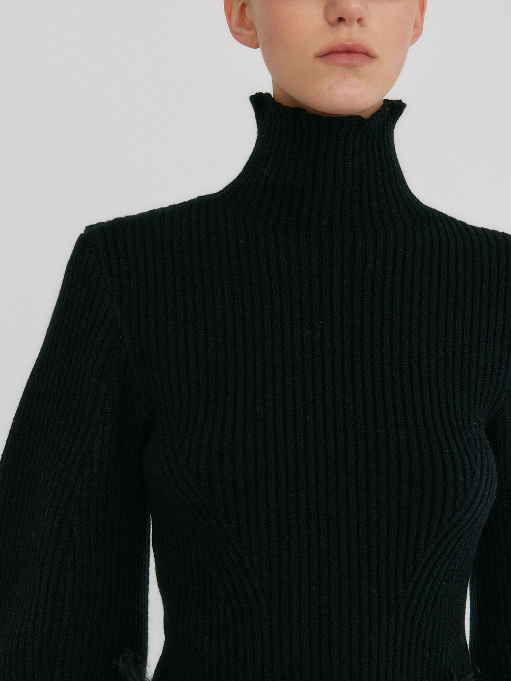 EENK ZOVOUS Turtleneck Knit Pullover - Black