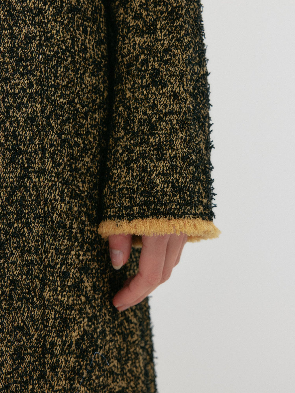 EENK ZILOUS Round Neck Coat - Beige/Black