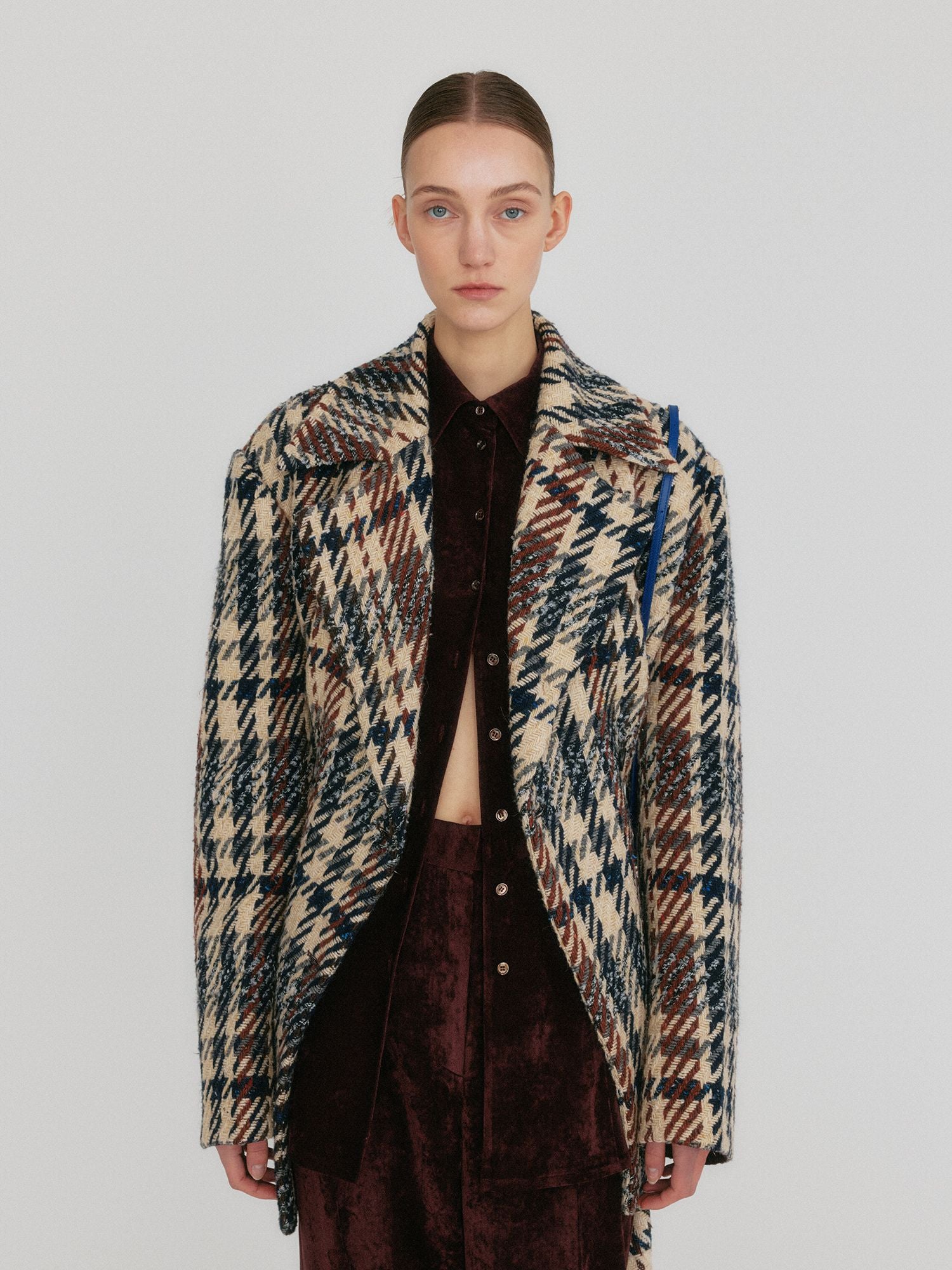EENK ZUIQ Hand-made Tail Coat - Beige/Black