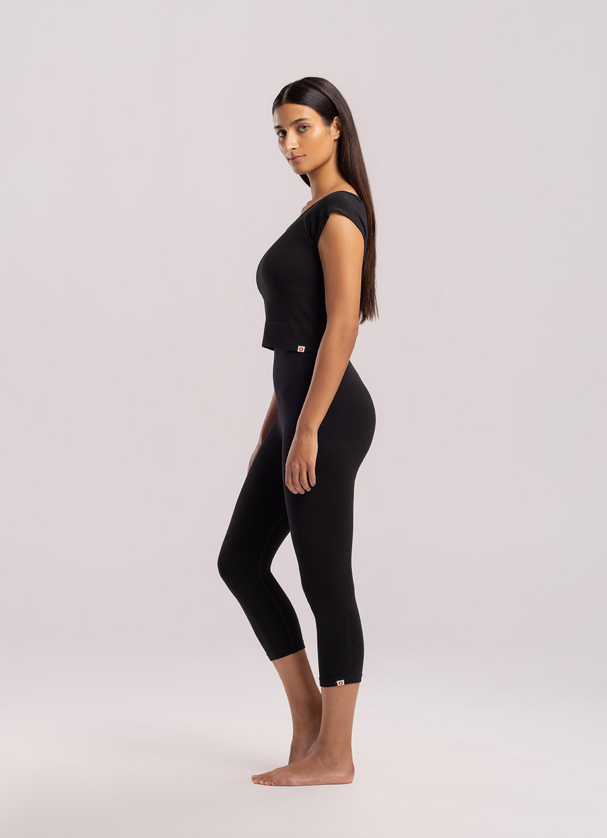 BUDHI MUDRA Seamless cap sleeve _3 Colors
