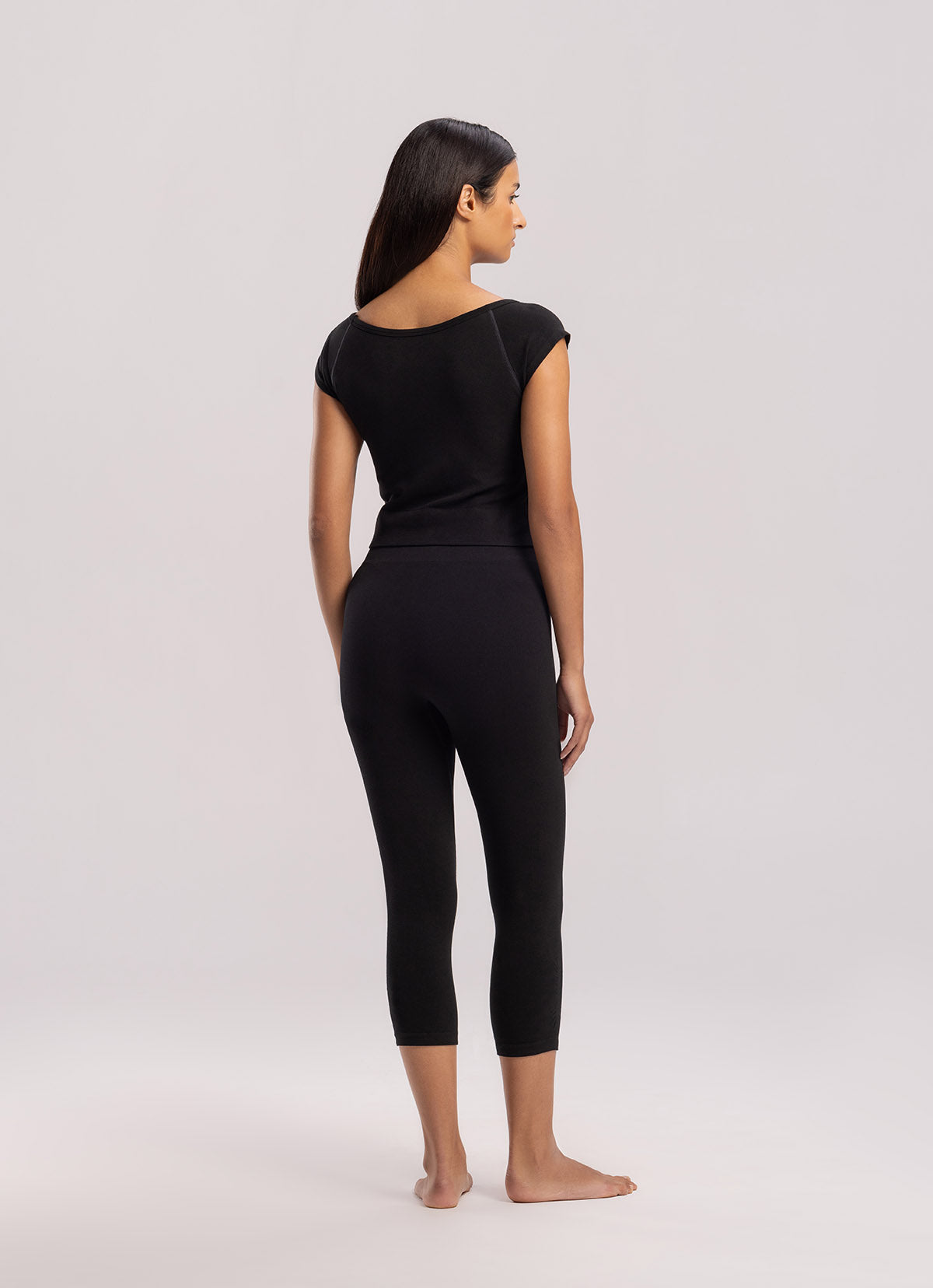 BUDHI MUDRA Seamless cap sleeve _3 Colors