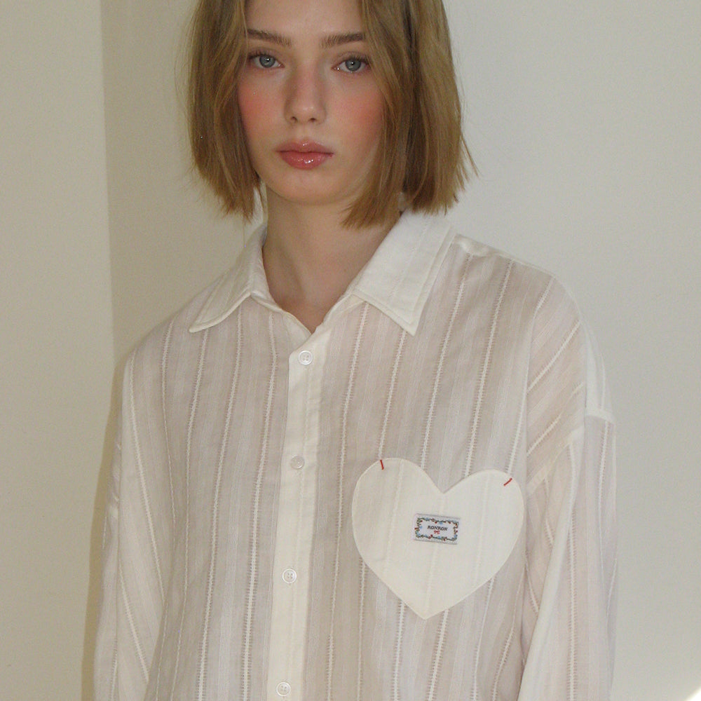 RONRON EYELET STITCH HEART POCKET OVER FIT SHIRT WHITE