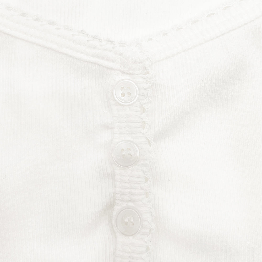 SOMEWHEREBUTTER [18th] Lace Button Sleeveless - Ivory