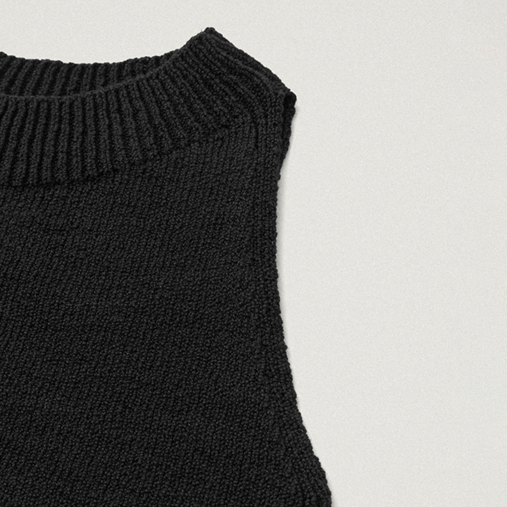 YE Sandy Sleeveless - Black