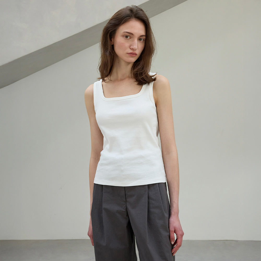 CHE [5th] Square Sleeveless Top - White
