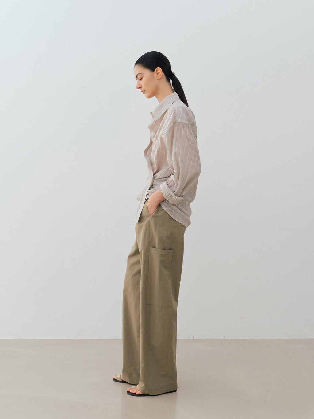 MOIA sheer ST shirt (sand beige)