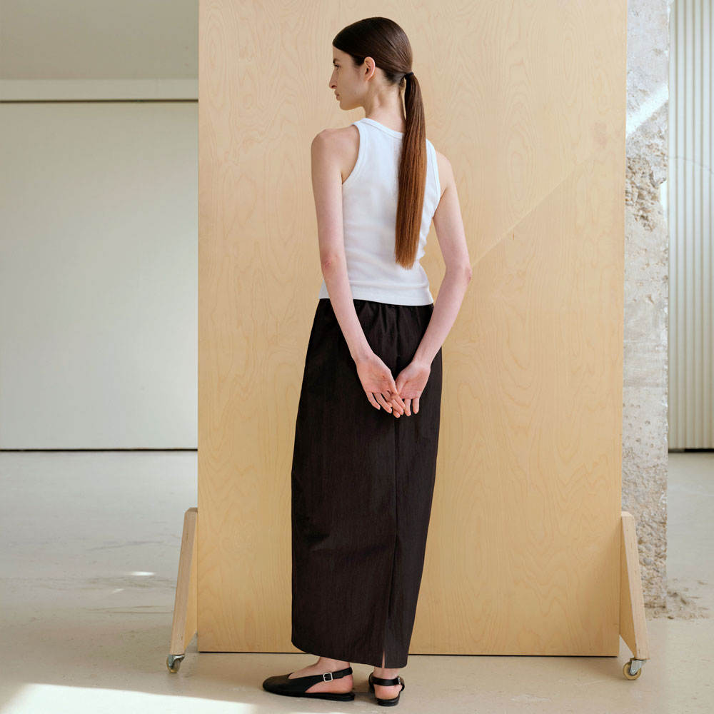 WHEN WE WILL Crop Basic R Sleeveless (3 colors)