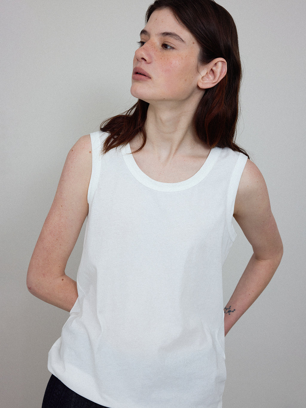 L'EAU Isaac cotton sleeveless_off white