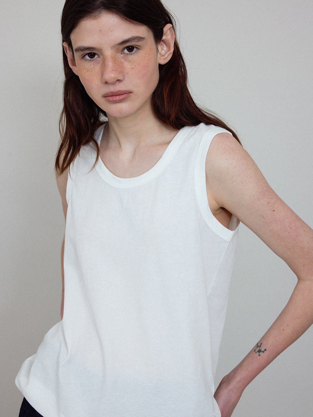 L'EAU Isaac cotton sleeveless_off white