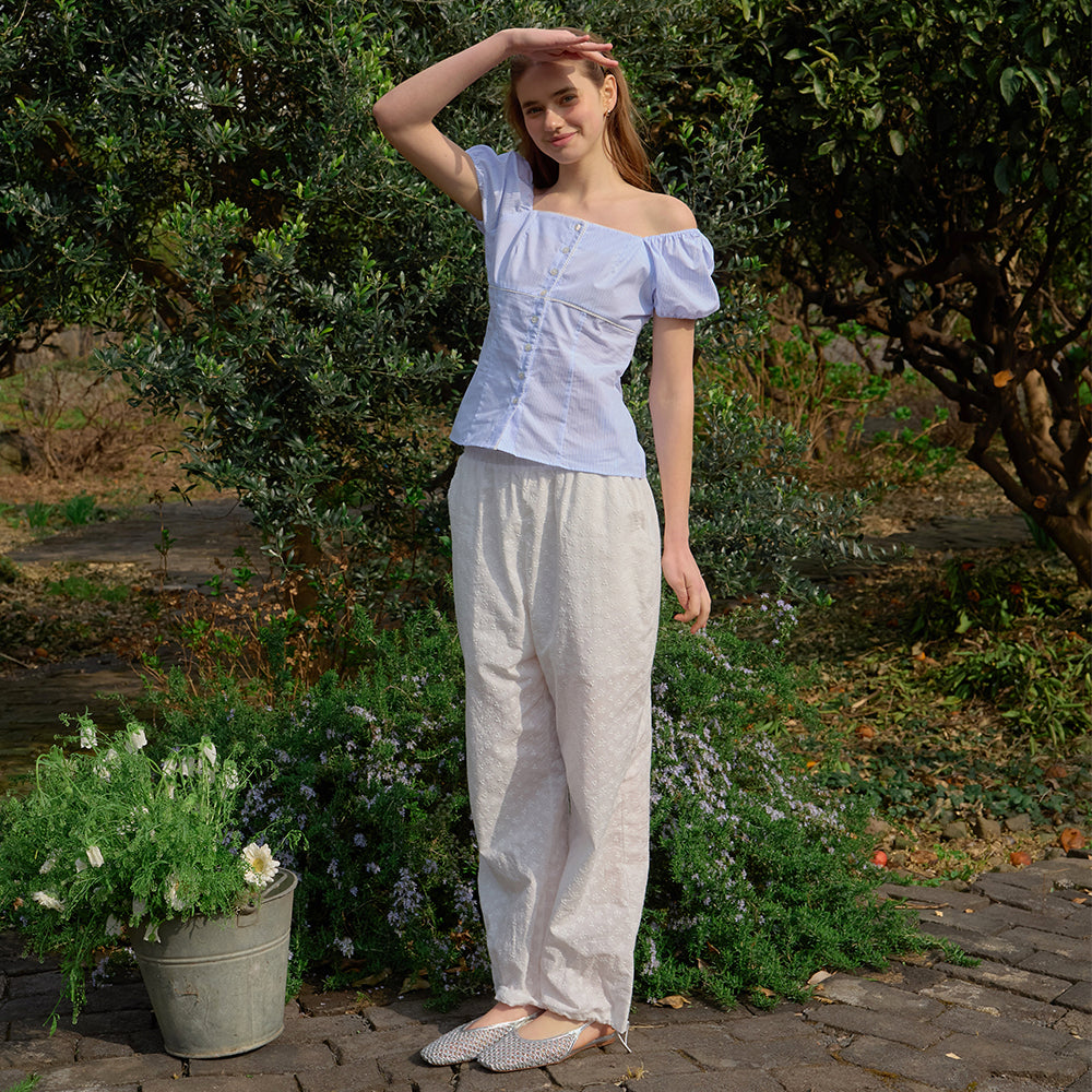 LETTER FROM MOON [Sequential delivery on 7/21] Rosie lace puff blouse (striped)