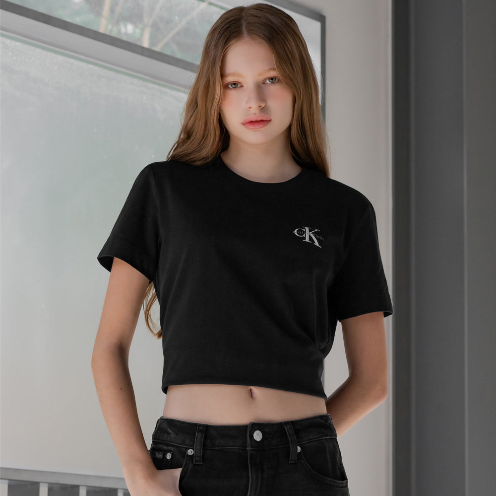 Calvin Klein Jeans [CK] Women’s Regular Fit Small Monogram Logo Short Sleeve T-Shirt 47AB801 UB1