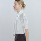 OVBEIGE [4th reorder] HIGH NECK TIE HALF BLOUSE_IVORY_OE2C2MBS40IVY