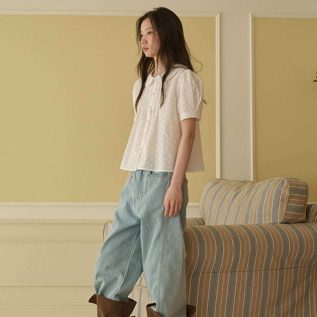 OPENING SUNSHINE Flower embroidery round collar puff blouse_White