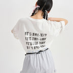LUCKY CHOUETTE Chouetties by LUCKY CHOUETTE_Back Print Loose Fit Short T-shirt (white)_LATAX25410WHX