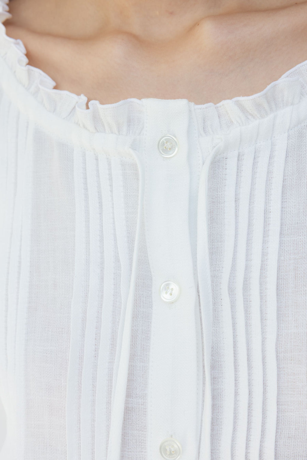 NCSSRY Pure Linen Tuck Half Blouse (White)