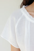 NCSSRY Pure Linen Tuck Half Blouse (White)