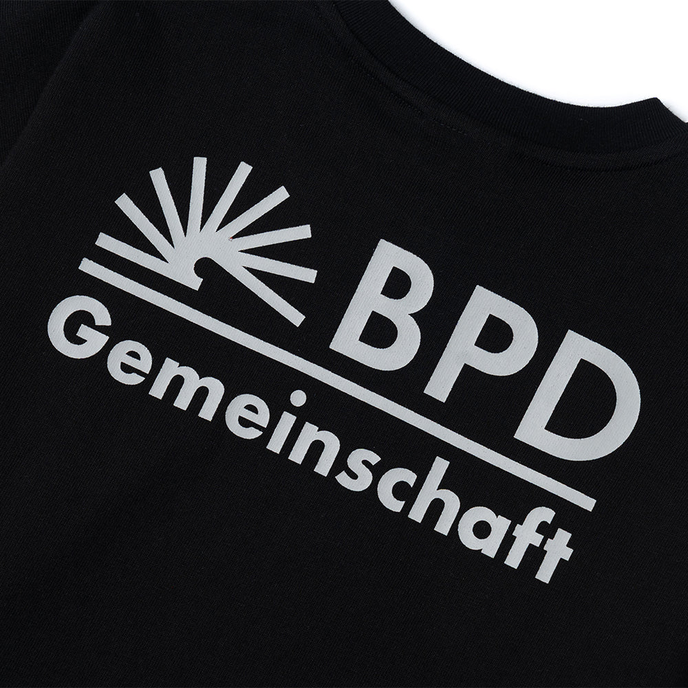 BERLINPHOTOBOOKDISTRIBUTION 001 COMMUNITY TEA (BLACK)