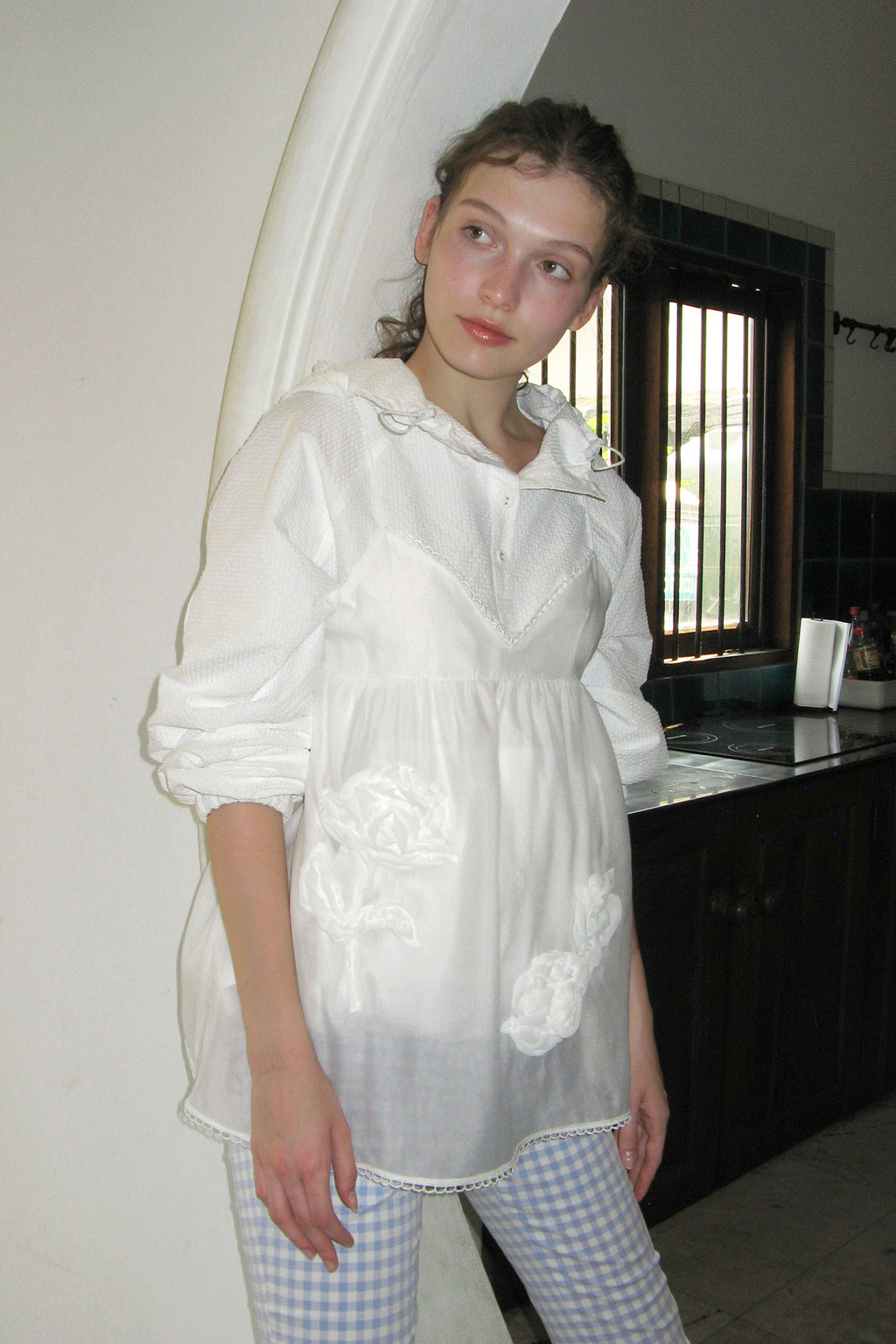 SINOON Flower Sheer Sleeveless (White)