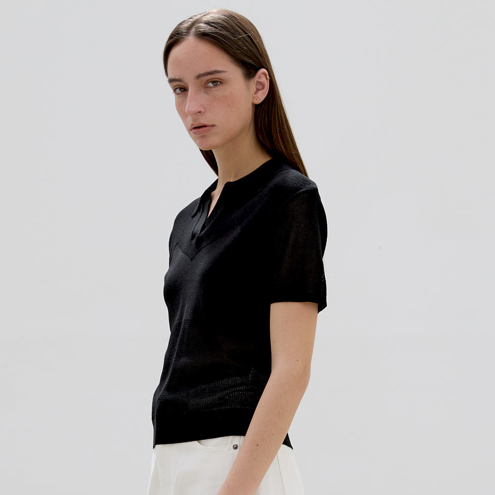 EMKM V-neck collar knit top_BLACK
