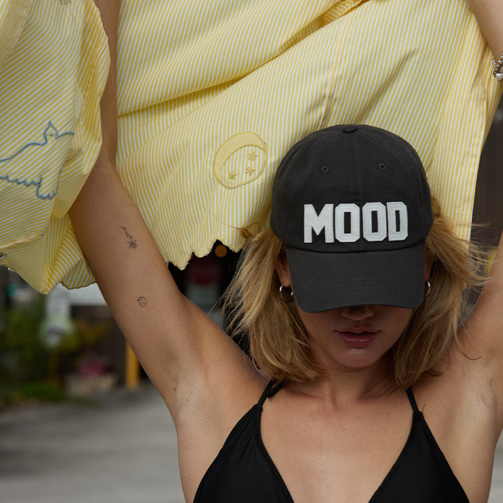 MOOD BETTER BIRDS EMBROIDERY EYELET SHORT SLEEVE SHIRTS YELLOW