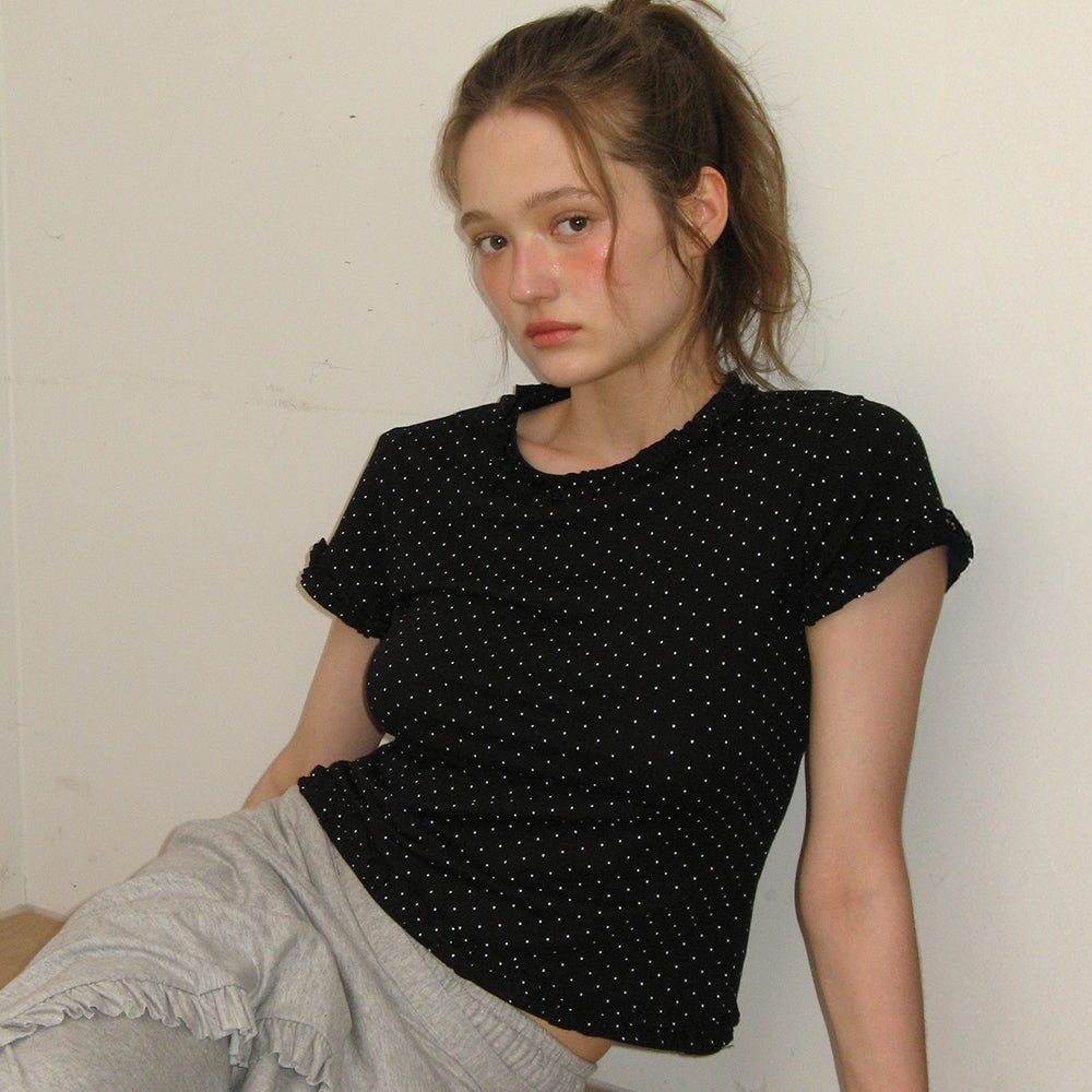 RONRON NECK RUFFLE SHORT SLEEVE T SHIRT BLACK DOT