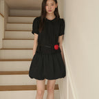 OPENING SUNSHINE Flower embroidery round collar puff blouse_Black