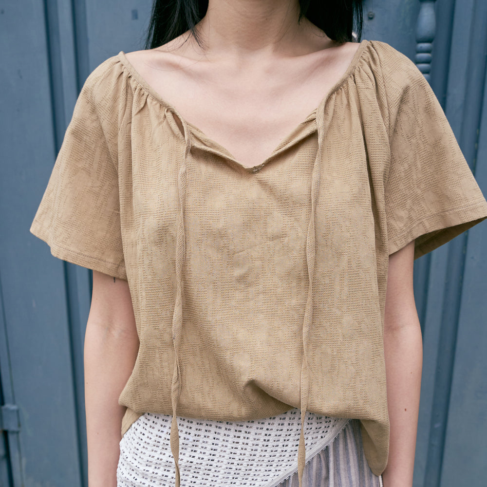 juliapepe String Shirring Blouse (Khaki)