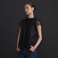 GANISONG Pure Glossy Ribbon Blouse_black