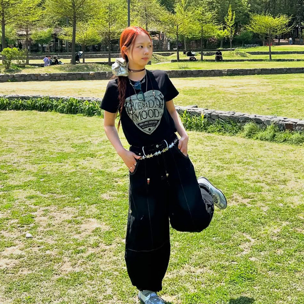 SATUR Saturday Retro Mood Graphic Short Sleeve T-Shirt Vintage Black
