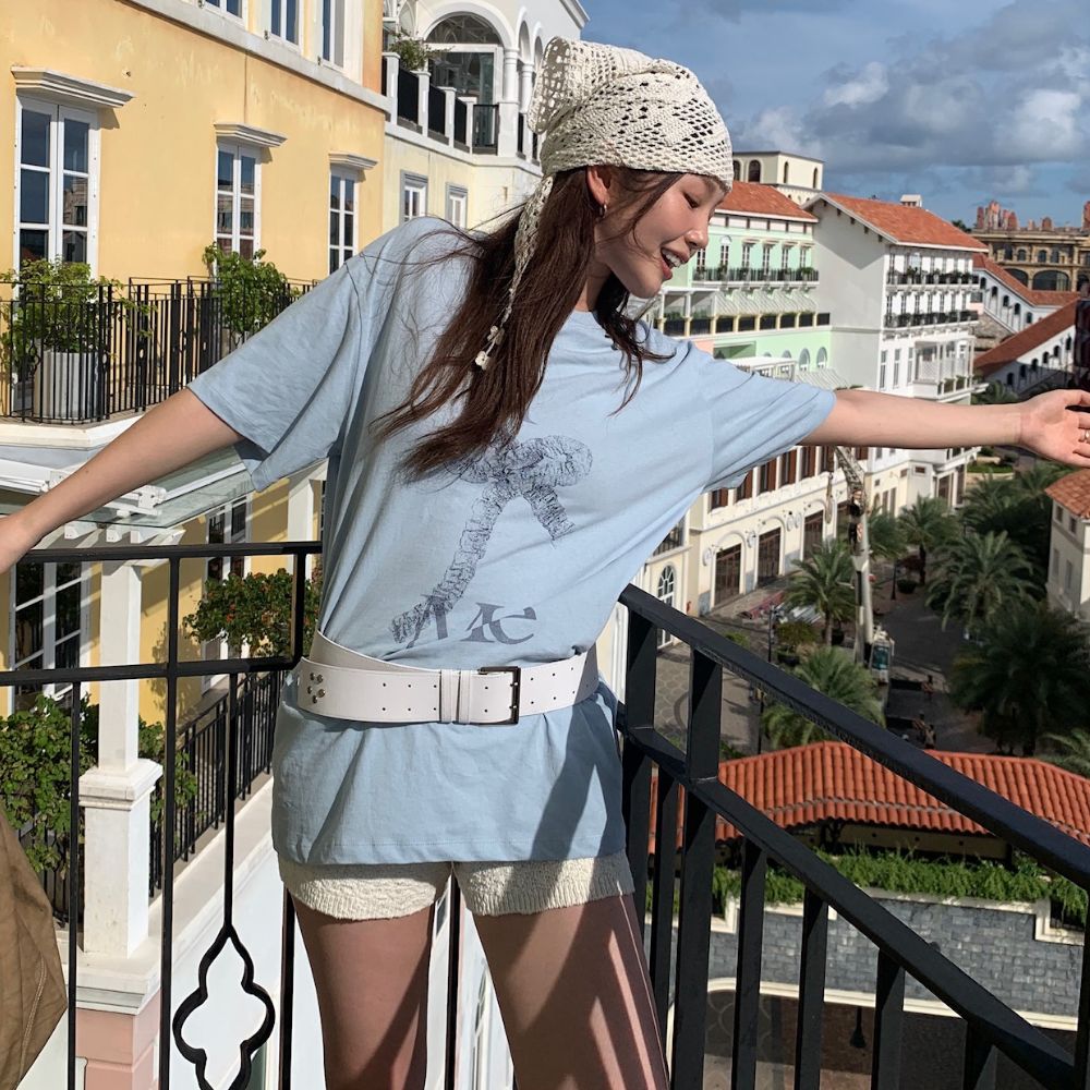 LUCKY CHOUETTE Chouetties by LUCKY CHOUETTE_Graphic Semi Over Fit Half Sleeve T-shirt (light blue)_LATAX25600BUL