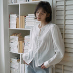LAMEREI [3rd Reorder]Pintuck Tie Blouse[LMBFSP25SH5304]-Off-White