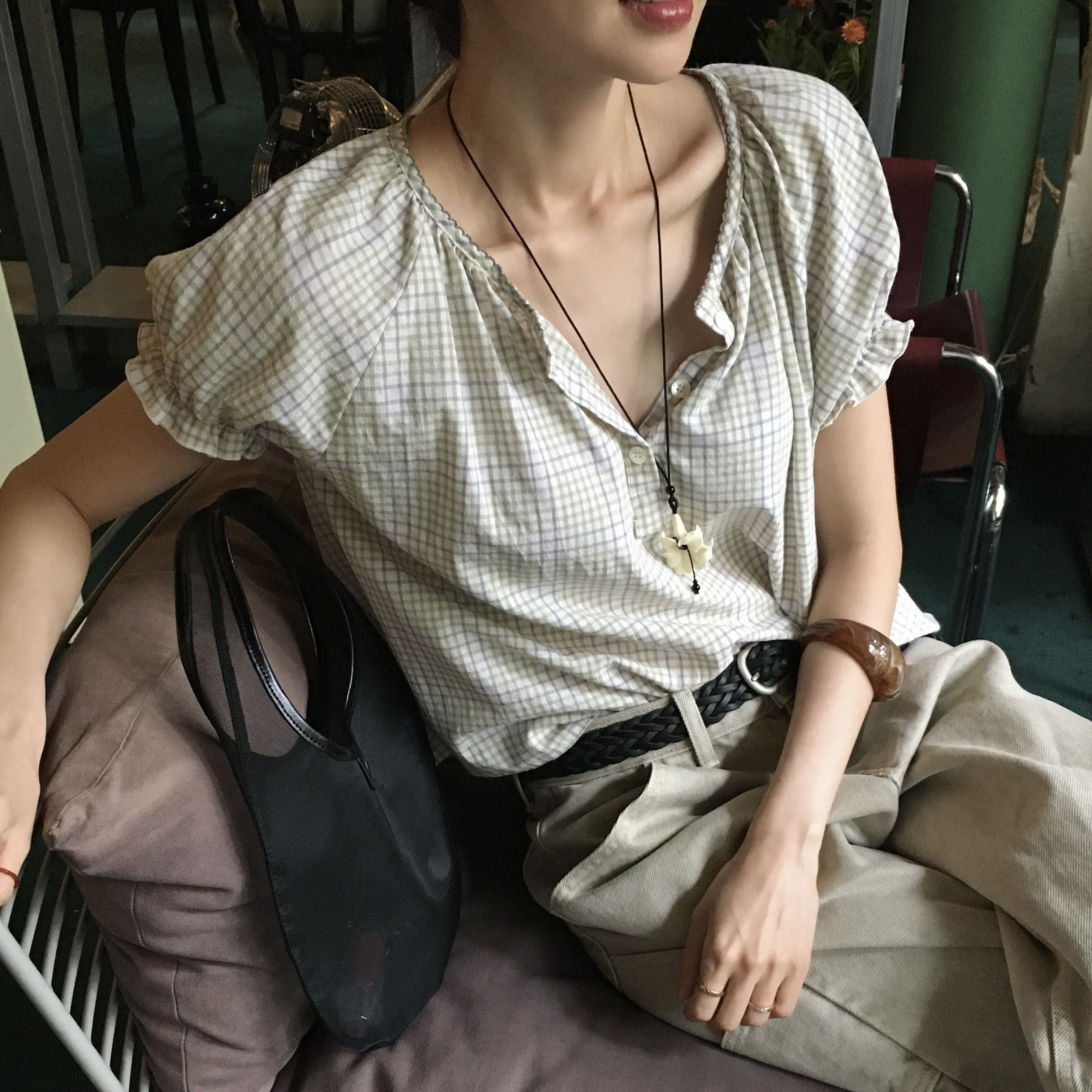 PoeteSeoul PoeteSeoul Checked Puff Sleeve Blouse Lime Green