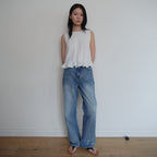 AREYOU SEOUL RUFFLE SLEEVELESS BLOUSE, WHITE