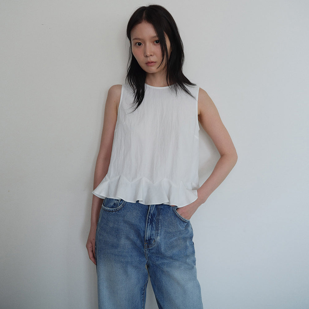 AREYOU SEOUL RUFFLE SLEEVELESS BLOUSE, WHITE
