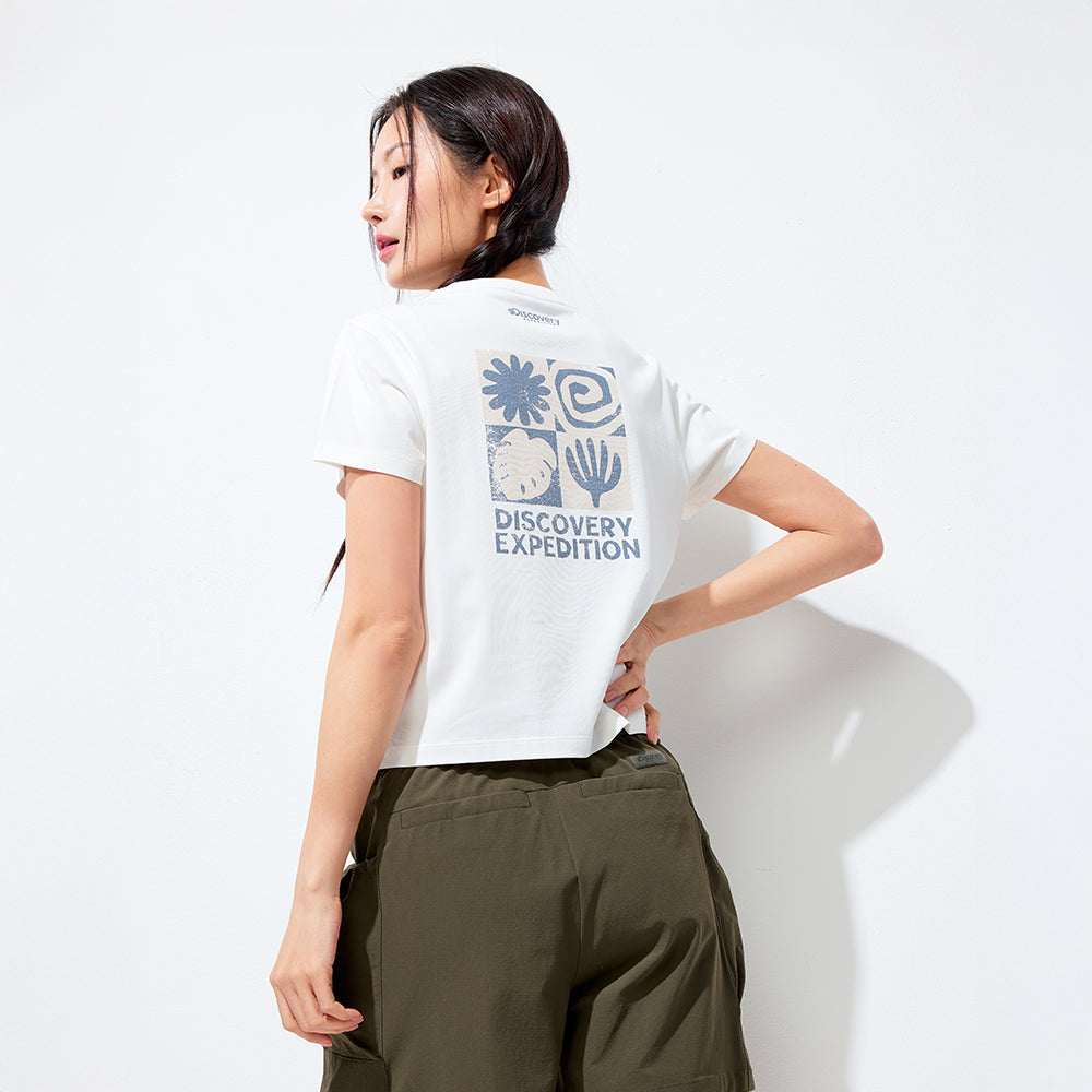 DISCOVERY EXPEDITION Freshvent Women's Washed Crop Outdoor Frame Graphic Short Sleeve T-Shirt (WHITE)