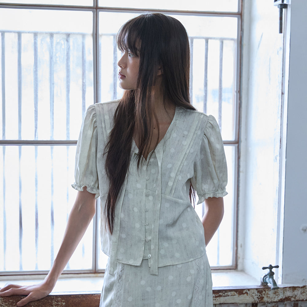 HOKUSPOKUS [5th] Pearl Dot Tie Blouse_Ecru