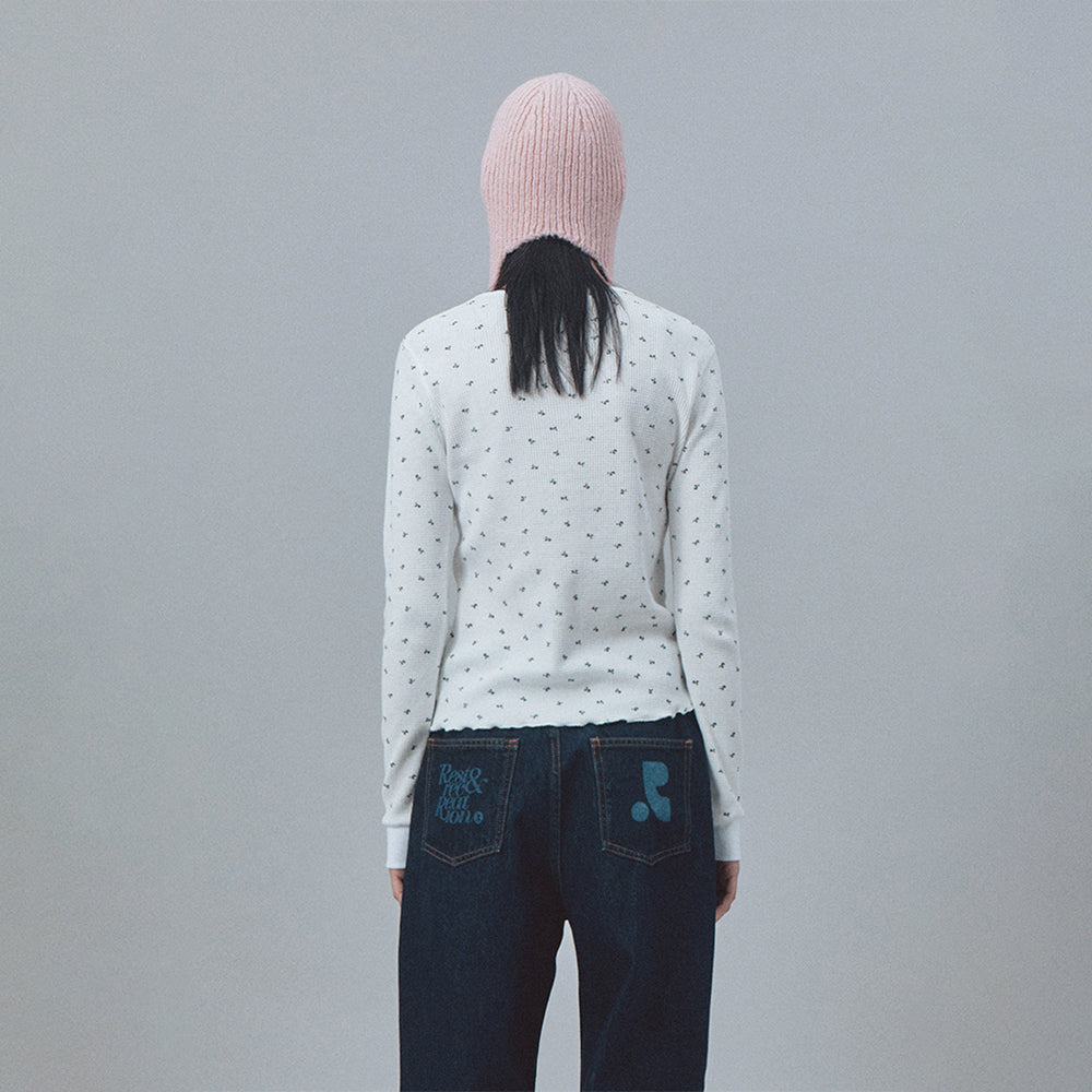 REST&RECREATION LOGO PATTERN WAFFLE TOP (IVORY)