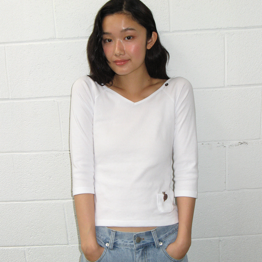 RONRON MINI POCKET V NECK T SHIRT WHITE