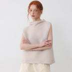 PLEATSMOOD Shoa half-neck sleeveless pleated blouse_lightbeige