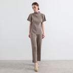 PLEATSMOOD Essential pleated half-neck top_beige